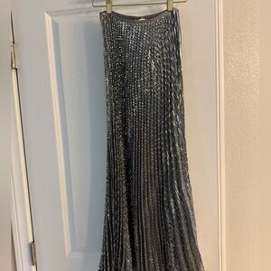 HM limited edition  sequin full skirt xs gorgeous
